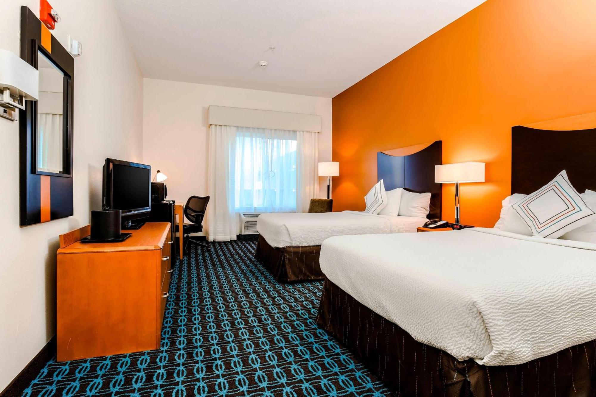 Double Room Two Double Beds Bathtub Mobility Access or Hearing Accessible,1632235361:JPEG